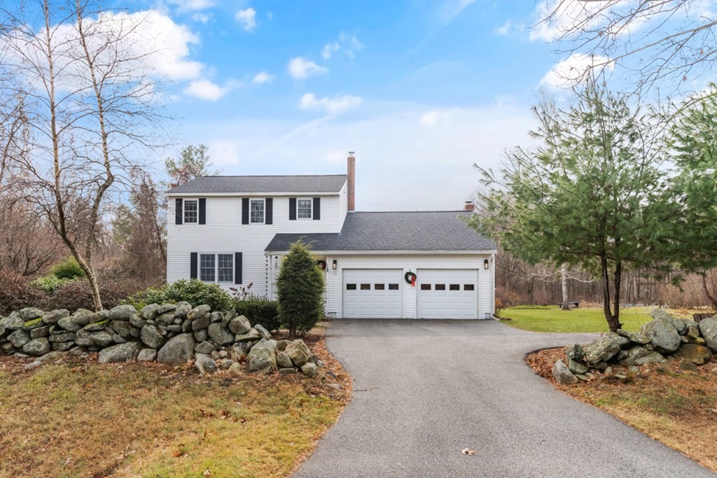 19 Island Pond Road Atkinson, NH 03811 - Photo 1 of 32 Gallery Image 1