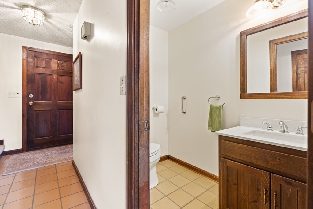 19 Island Pond Road Atkinson, NH 03811 - Photo 21 of 32 Gallery Image 21