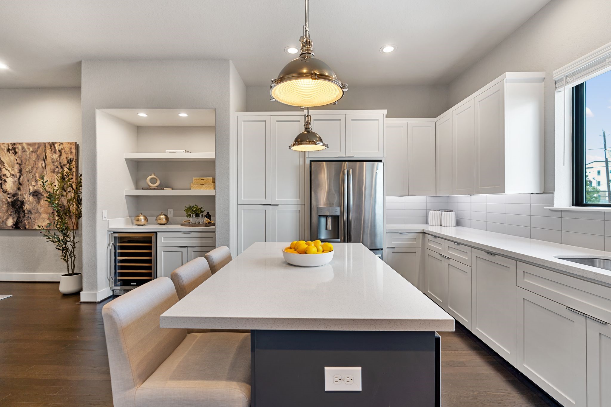 4219 Allen Street Houston, TX 77007 - Photo 7 of 29 Final look at this fabulous kitchen that opens and flows into the dining room and on to the living room seamlessly.