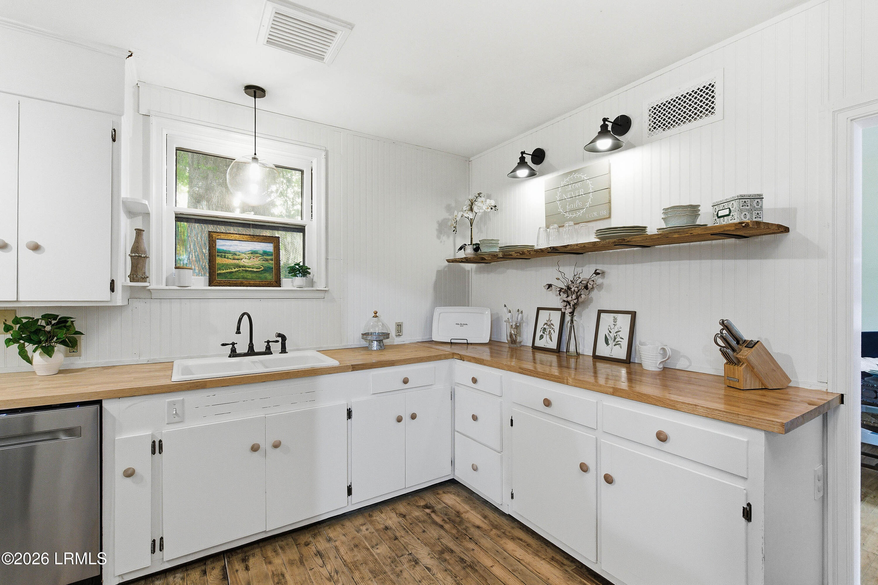 544 3rd Avenue Ridgeland, SC 29936 - Photo 5 of 24 544 Third St-53