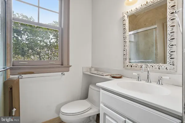 $375,000 | 105 6th Street Southeast, Unit 108, Washington, DC 20003