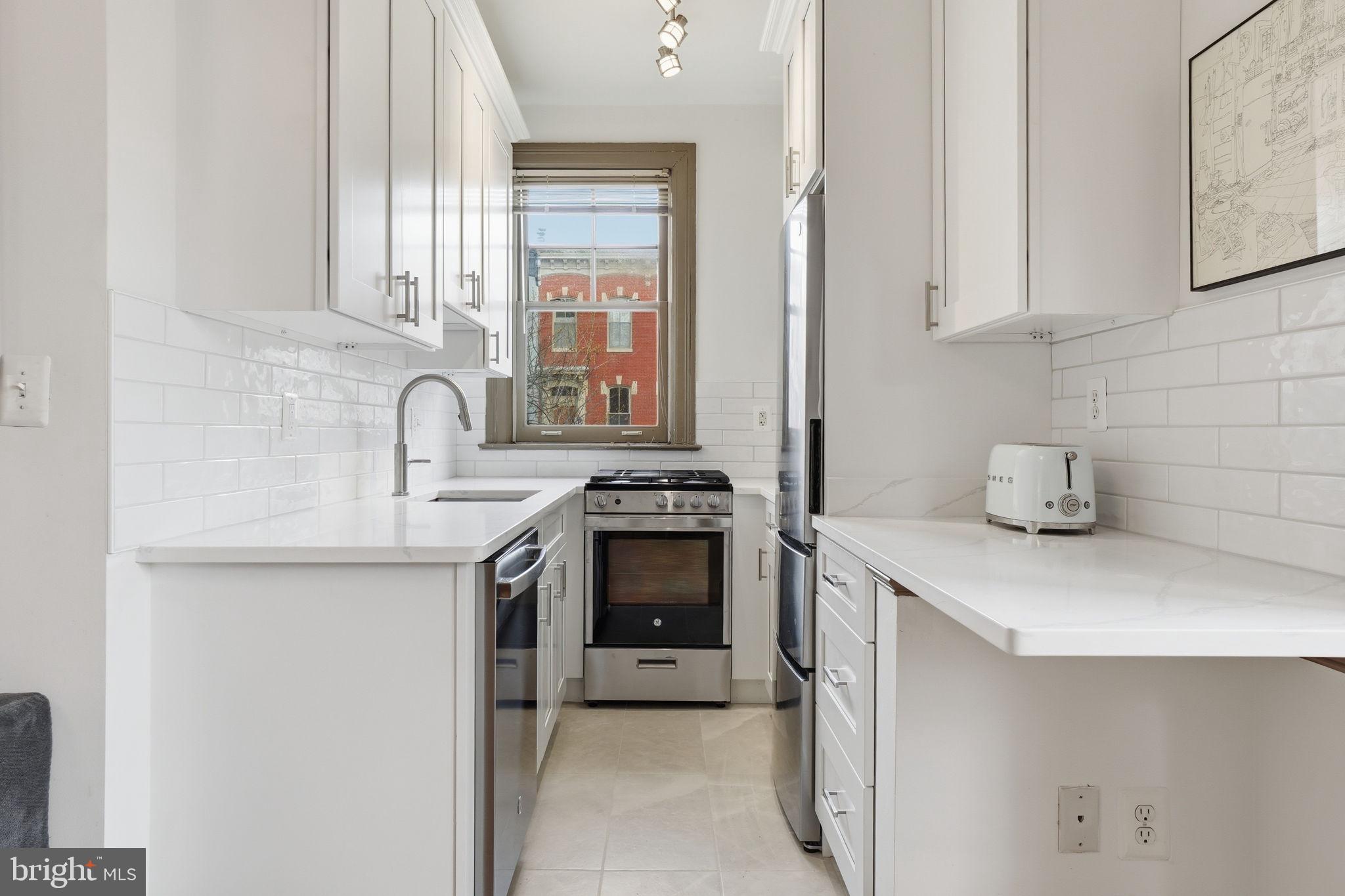 105 6th Street Southeast, Unit 108 Washington, DC 20003 - Photo 6 of 15