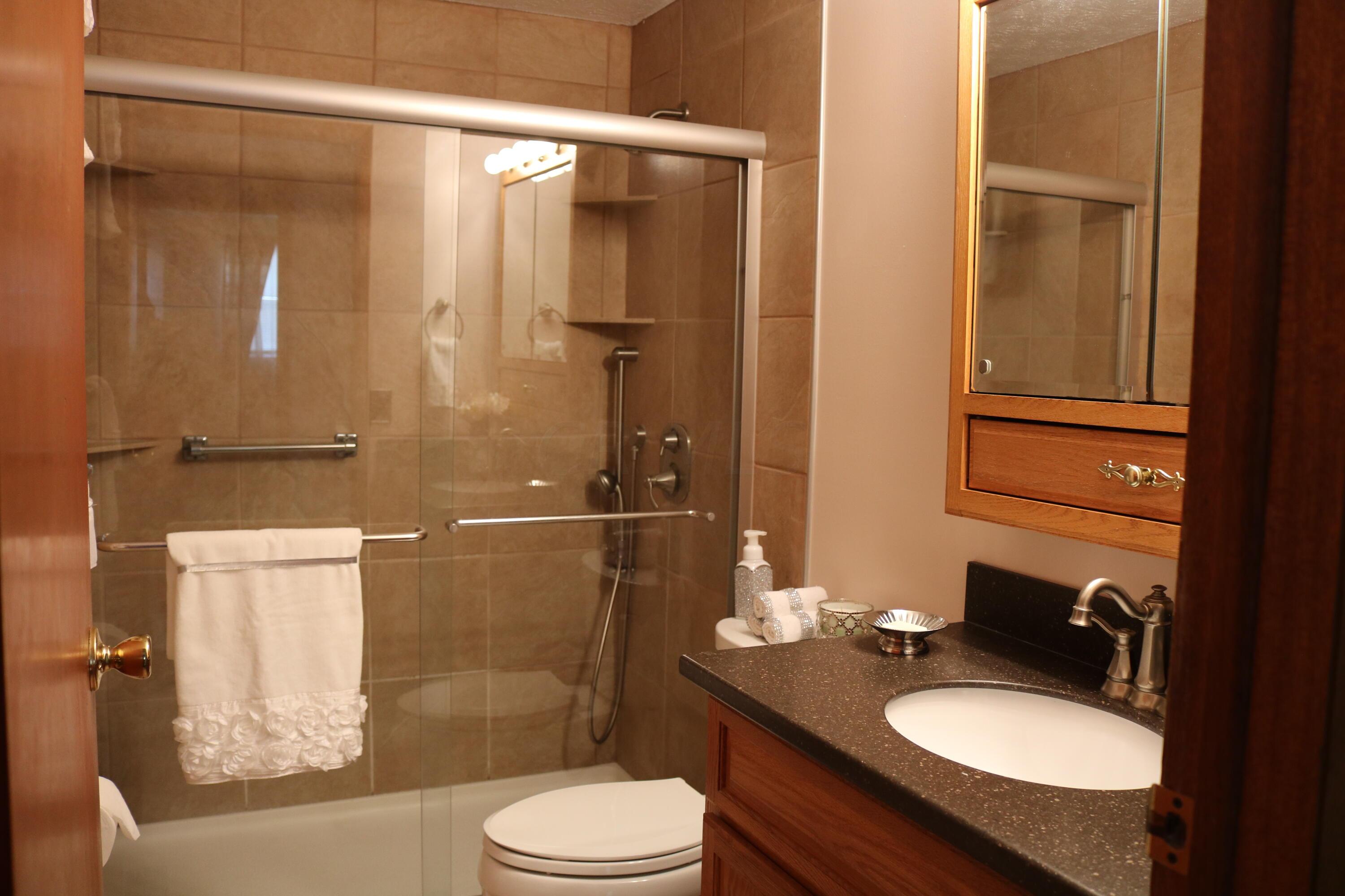 1848 Brimfield Road Columbus, OH 43229 - Photo 16 of 19 Gallery Image 16