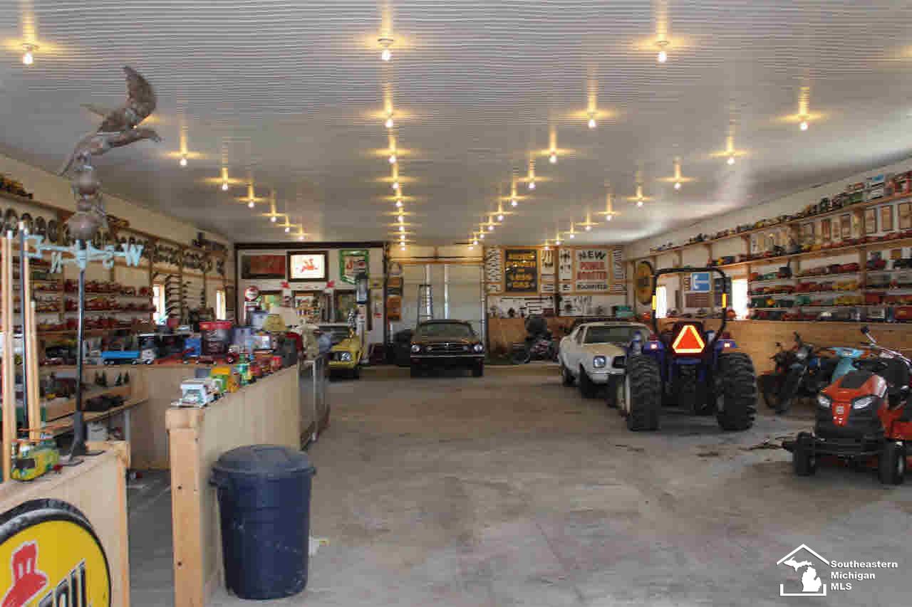 10677 Ida West Road Ida, MI 48140 - Photo 17 of 20