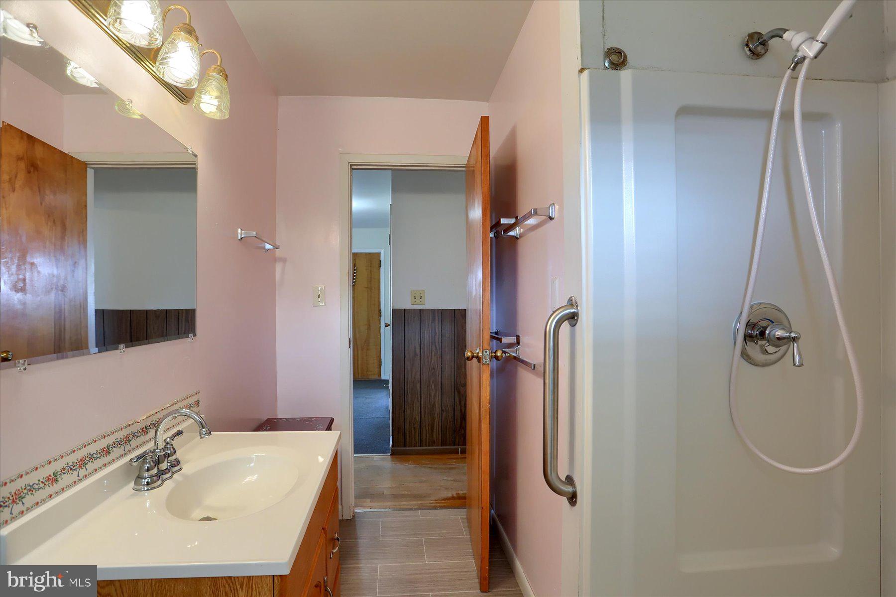 711 Rutter Road Halifax, PA 17032 - Photo 14 of 46 Full Bathroom
