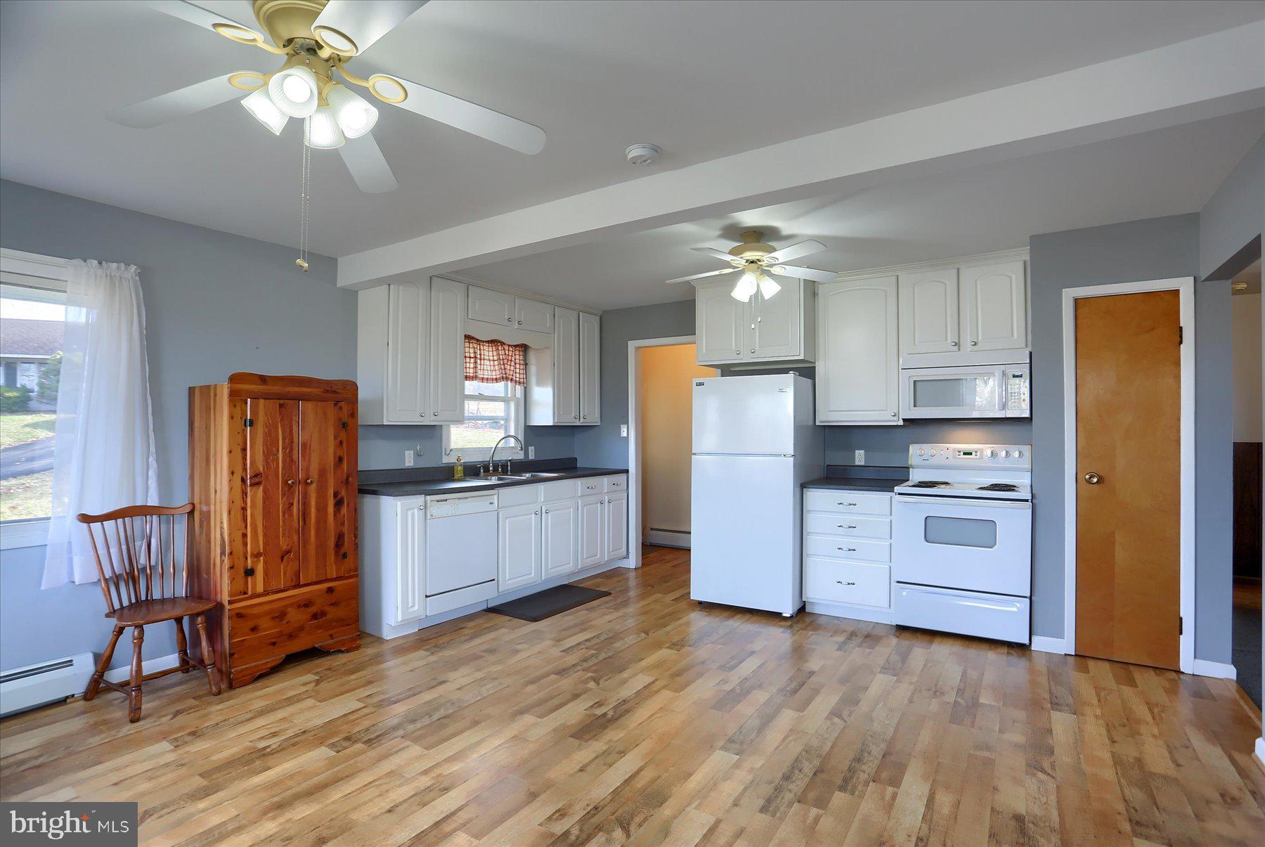 711 Rutter Road Halifax, PA 17032 - Photo 7 of 46 Eat-In Kitchen