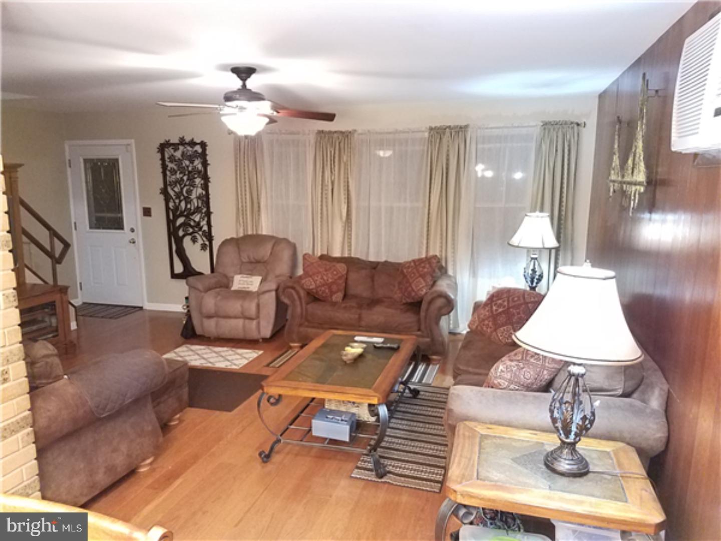 62 Quickset Road Levittown, PA 19057 - Photo 5 of 21 Gallery Image 5