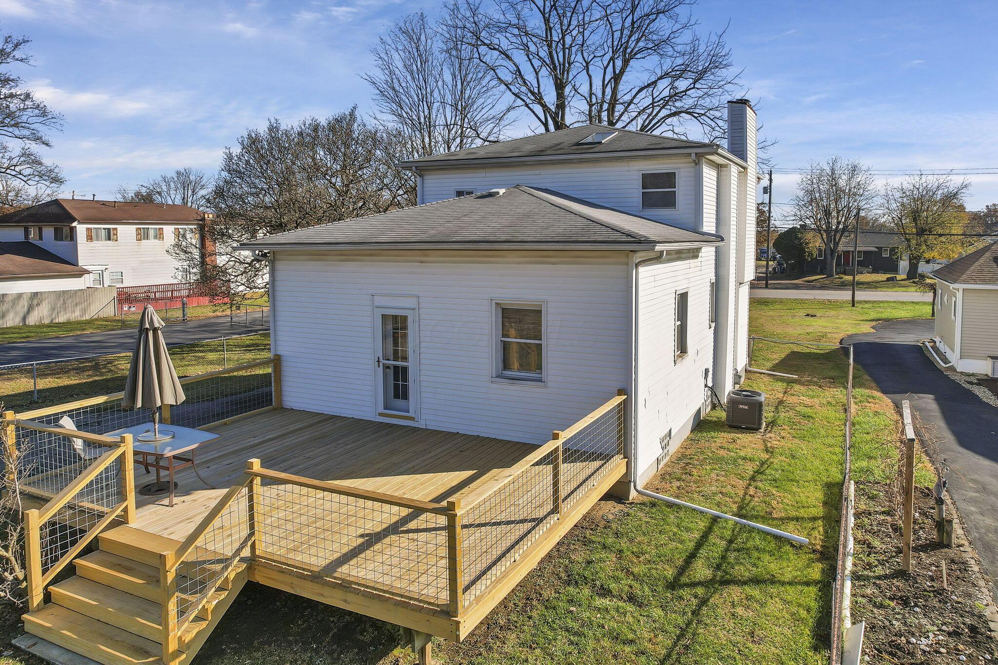 1417 Brown Road Columbus, OH 43223 - Photo 44 of 56 61-web-or-mls-DJI_0955