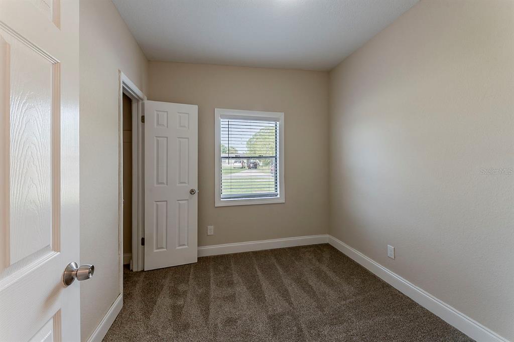 1007 Emeralda Road Orlando, FL 32808 - Photo 36 of 47