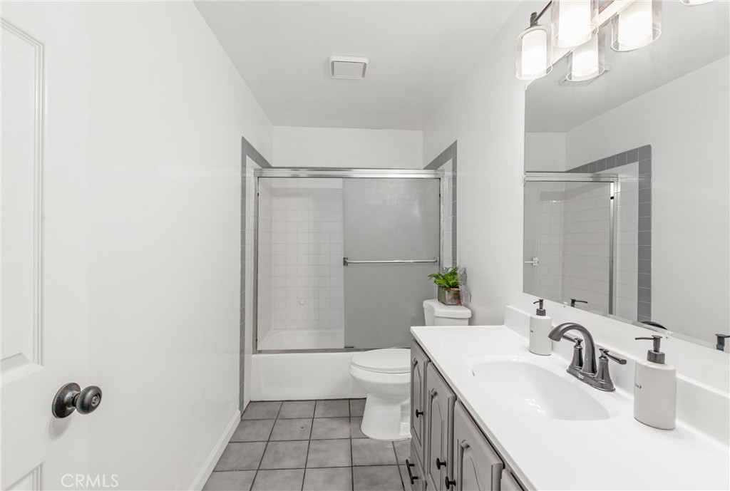 508 Mesa View Drive Arroyo Grande, CA 93420 - Photo 45 of 55 a bathroom with a sink a toilet and shower