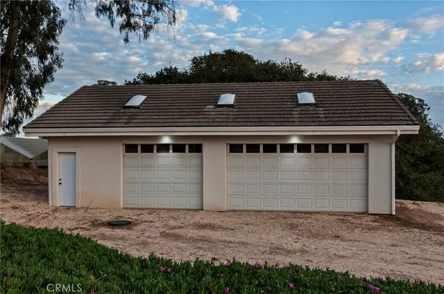 $1,649,000 | 508 Mesa View Drive, Arroyo Grande, CA 93420