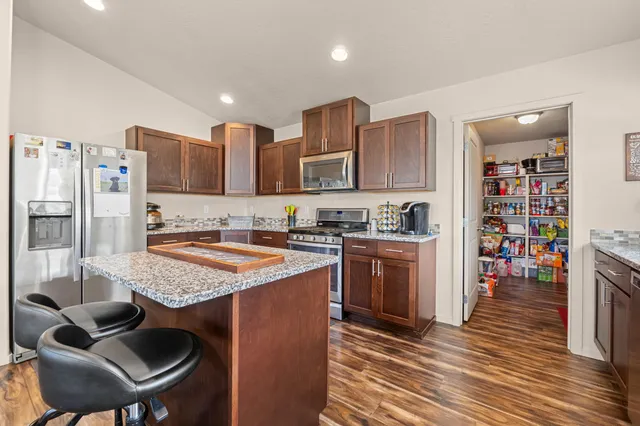 $440,000 | 12933 West 3rd Avenue, Airway Heights, WA 99001