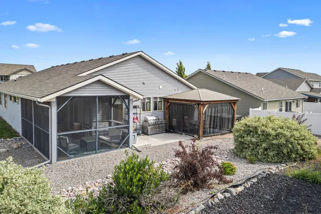 $440,000 | 12933 West 3rd Avenue, Airway Heights, WA 99001