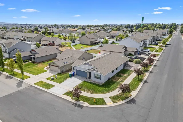 $440,000 | 12933 West 3rd Avenue, Airway Heights, WA 99001