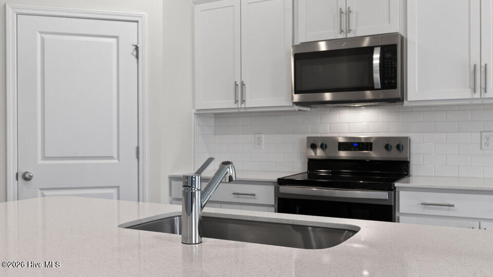 190 Charlies Bnd Way Spring Lake, NC 28390 - Photo 8 of 37 Kitchen