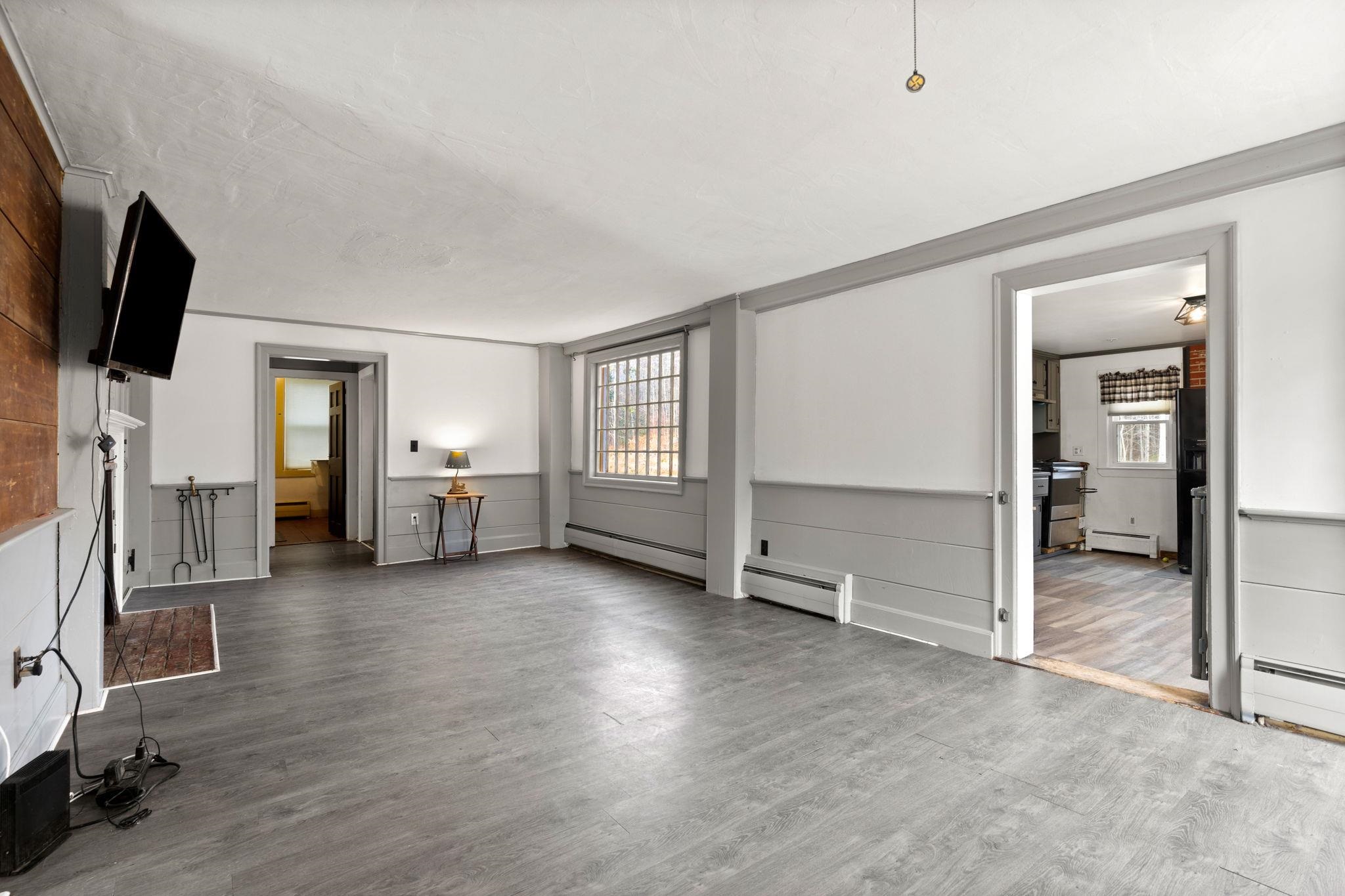 152 West Salisbury Road Salisbury, NH 03268 - Photo 4 of 43