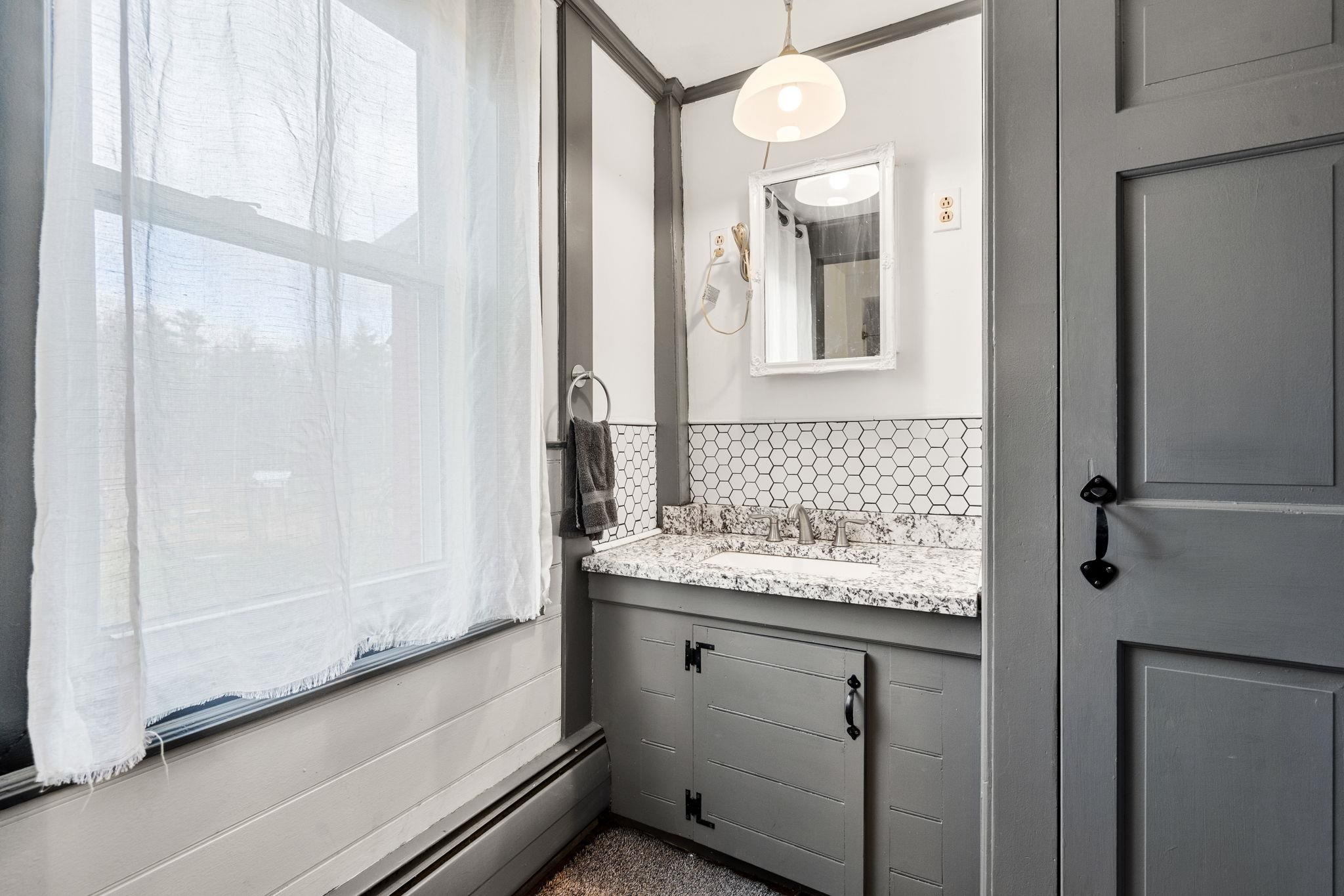152 West Salisbury Road Salisbury, NH 03268 - Photo 10 of 43