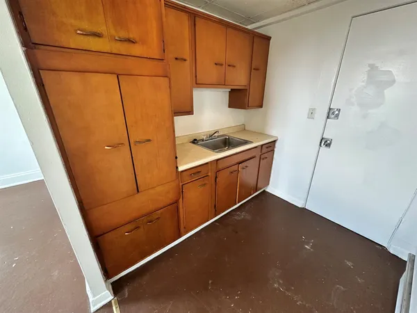 $799,900 | 24-26 South Galena Avenue, Freeport, IL 61032