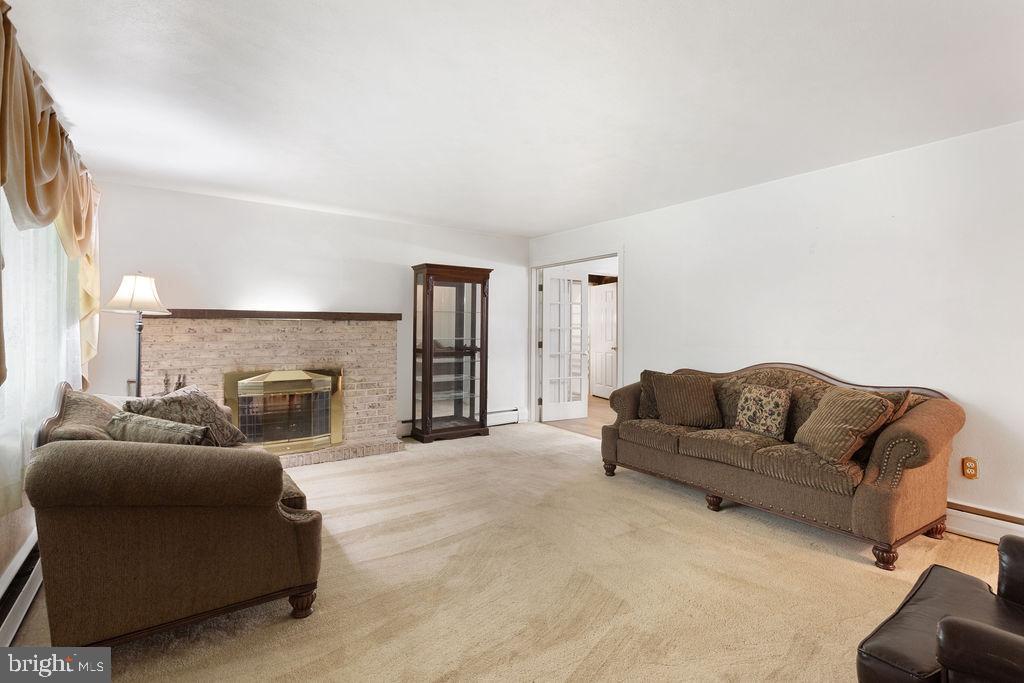 603 Edgewood Road York, PA 17402 - Photo 4 of 41 Gallery Image 4