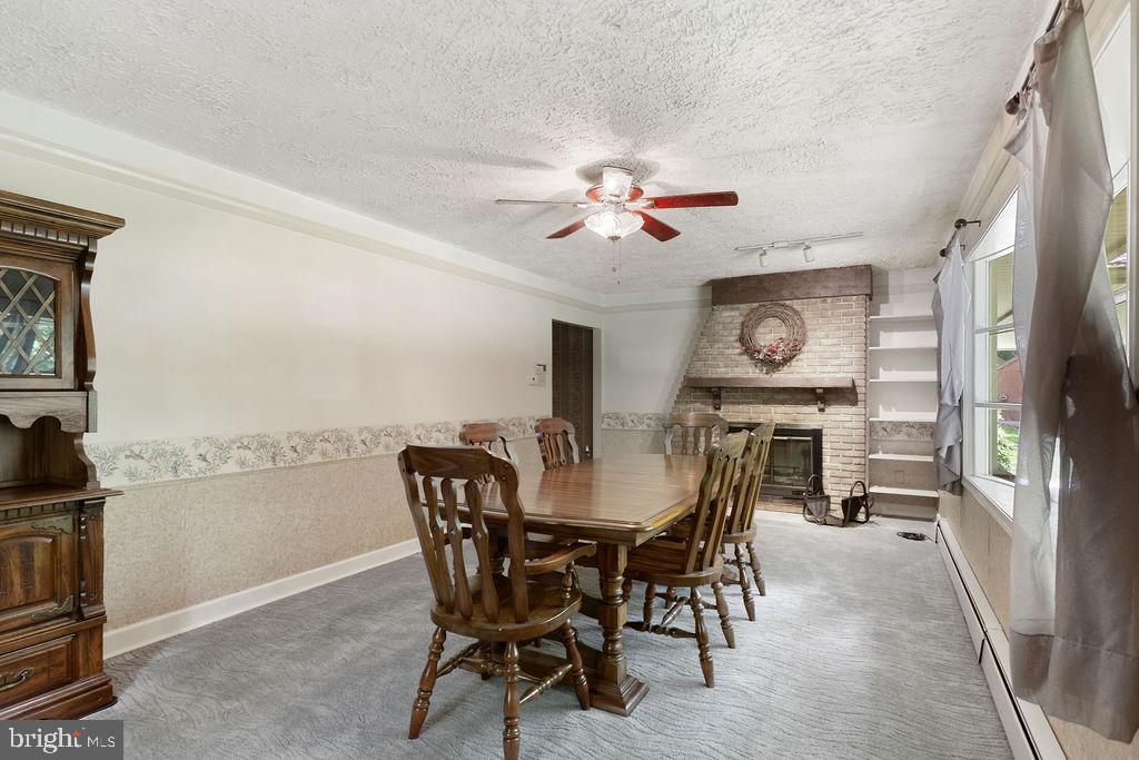 603 Edgewood Road York, PA 17402 - Photo 8 of 41 Gallery Image 8