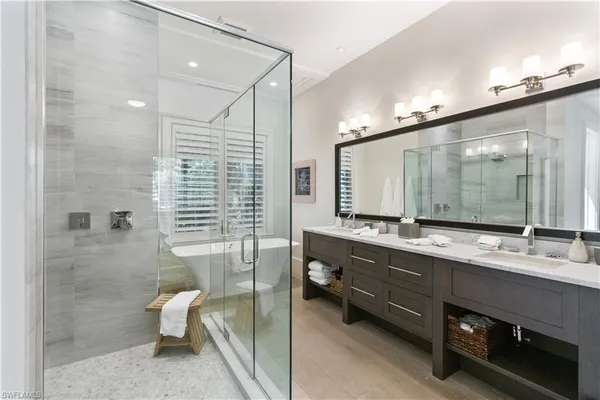 $45,000 | 500 3rd Avenue North, Naples, FL 34102