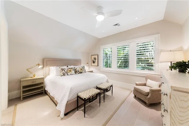 $34,000 | 500 3rd Avenue North, Naples, FL 34102