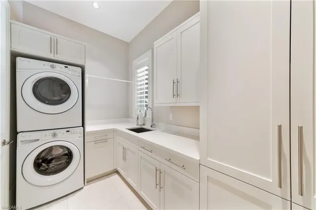 $34,000 | 500 3rd Avenue North, Naples, FL 34102