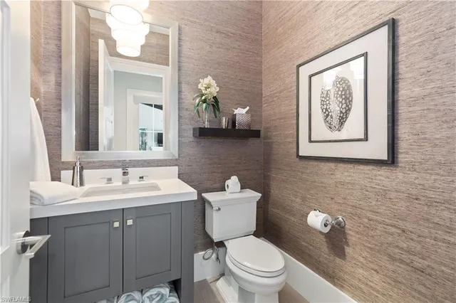 $34,000 | 500 3rd Avenue North, Naples, FL 34102