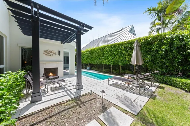 $34,000 | 500 3rd Avenue North, Naples, FL 34102