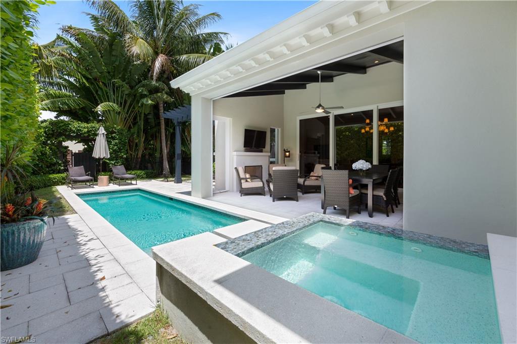 500 3rd Avenue North Naples, FL 34102 - Photo 24 of 25