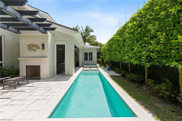 $34,000 | 500 3rd Avenue North, Naples, FL 34102