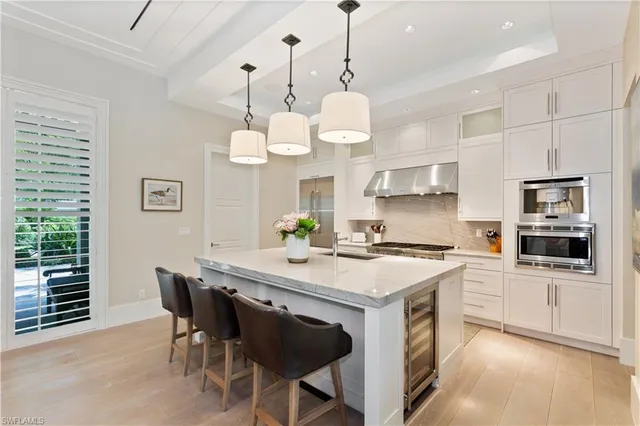 $34,000 | 500 3rd Avenue North, Naples, FL 34102