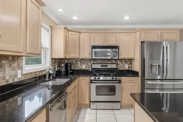 $542,000 | 16069 Grazenview Street, Schoolcraft, MI 49087