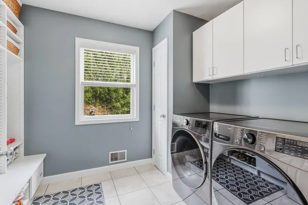 $542,000 | 16069 Grazenview Street, Schoolcraft, MI 49087