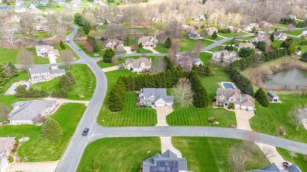 $542,000 | 16069 Grazenview Street, Schoolcraft, MI 49087