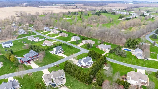 $542,000 | 16069 Grazenview Street, Schoolcraft, MI 49087