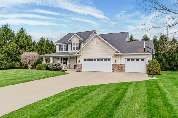 $542,000 | 16069 Grazenview Street, Schoolcraft, MI 49087