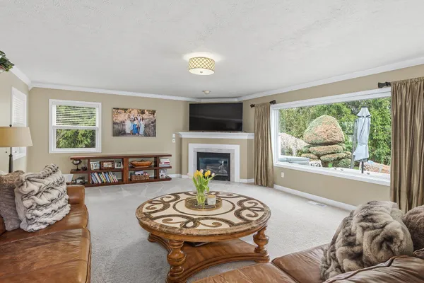 $542,000 | 16069 Grazenview Street, Schoolcraft, MI 49087