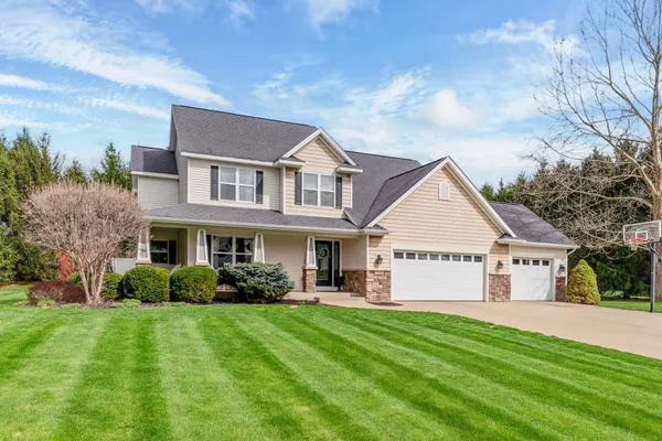 $542,000 | 16069 Grazenview Street, Schoolcraft, MI 49087