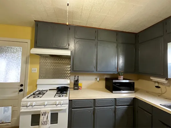 $119,000 | 1309 La Valliere Street, Victoria, TX 77901