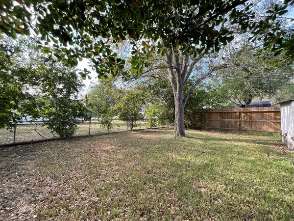 $119,000 | 1309 La Valliere Street, Victoria, TX 77901