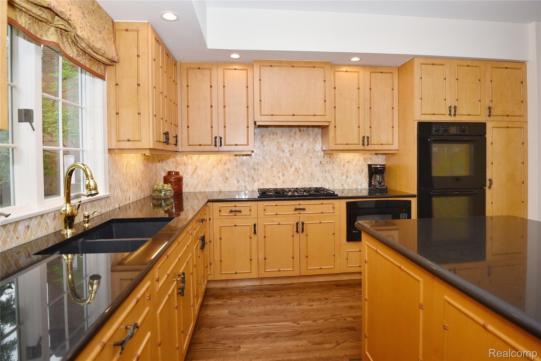 748 Southfield Road Birmingham, MI 48009 - Photo 15 of 28 Southfield 748_44.JPG