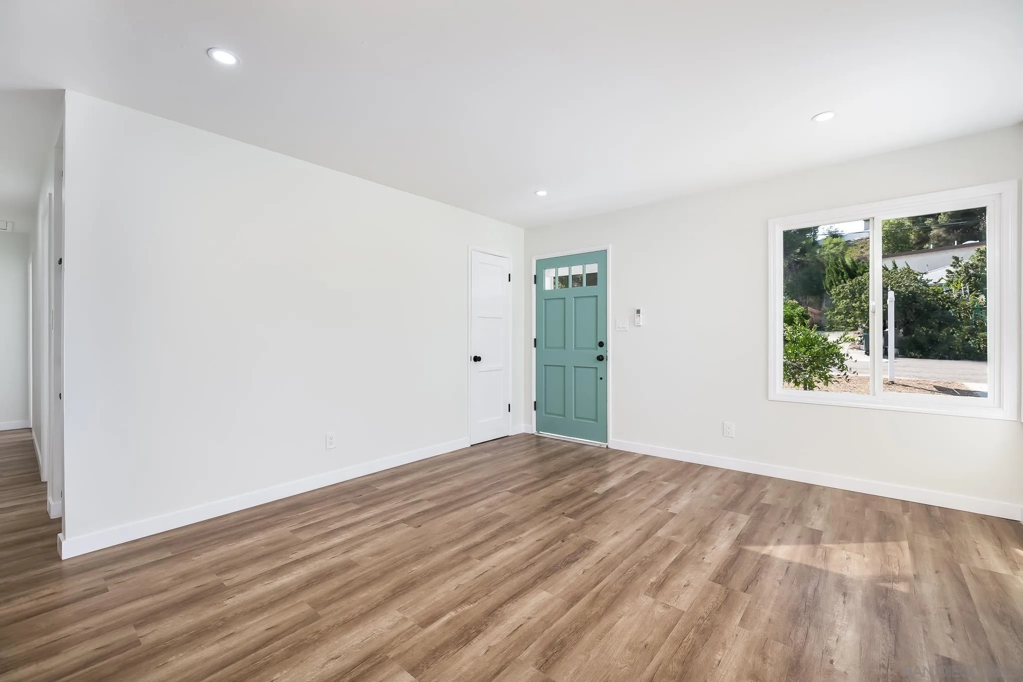 2668 Ferdinand Road El Cajon, CA 92020 - Photo 8 of 31 Gallery Image 8