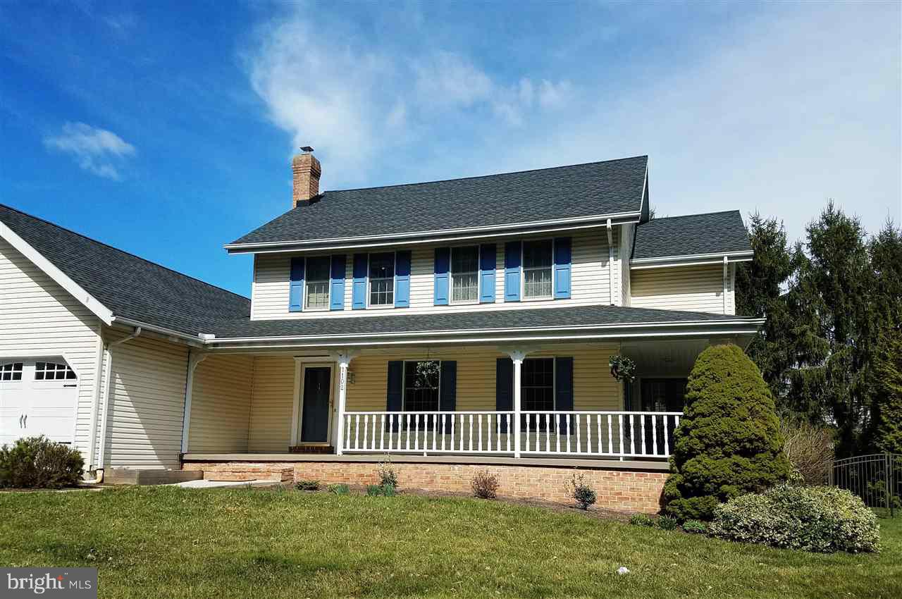 1102 Stonegate Road Hummelstown, PA 17036 - Photo 2 of 25 Gallery Image 2