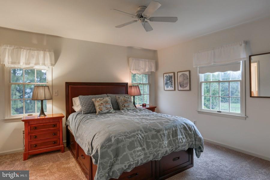 1102 Stonegate Road Hummelstown, PA 17036 - Photo 18 of 25 Gallery Image 18