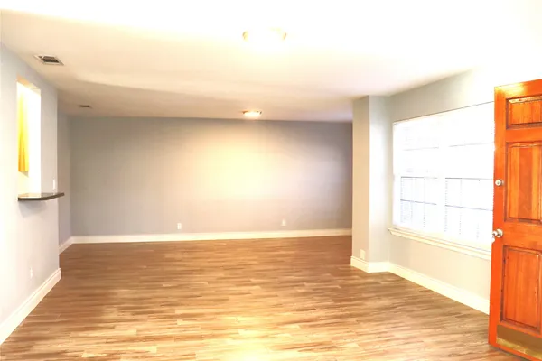 $1,550 | 606 Mildred Avenue, Burnet, TX 78611