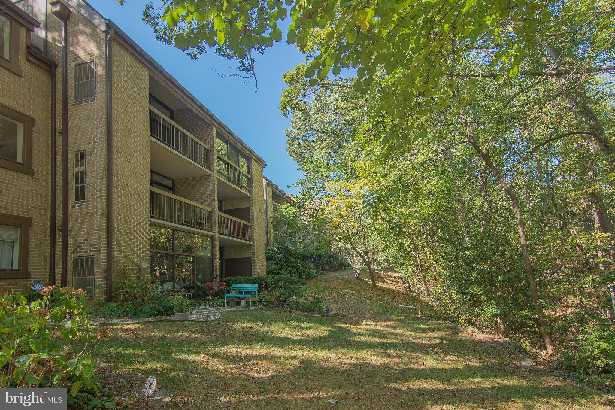 1665 Parkcrest Circle, Unit 301 Reston, VA 20190 - Photo 26 of 30 a view of a back yard