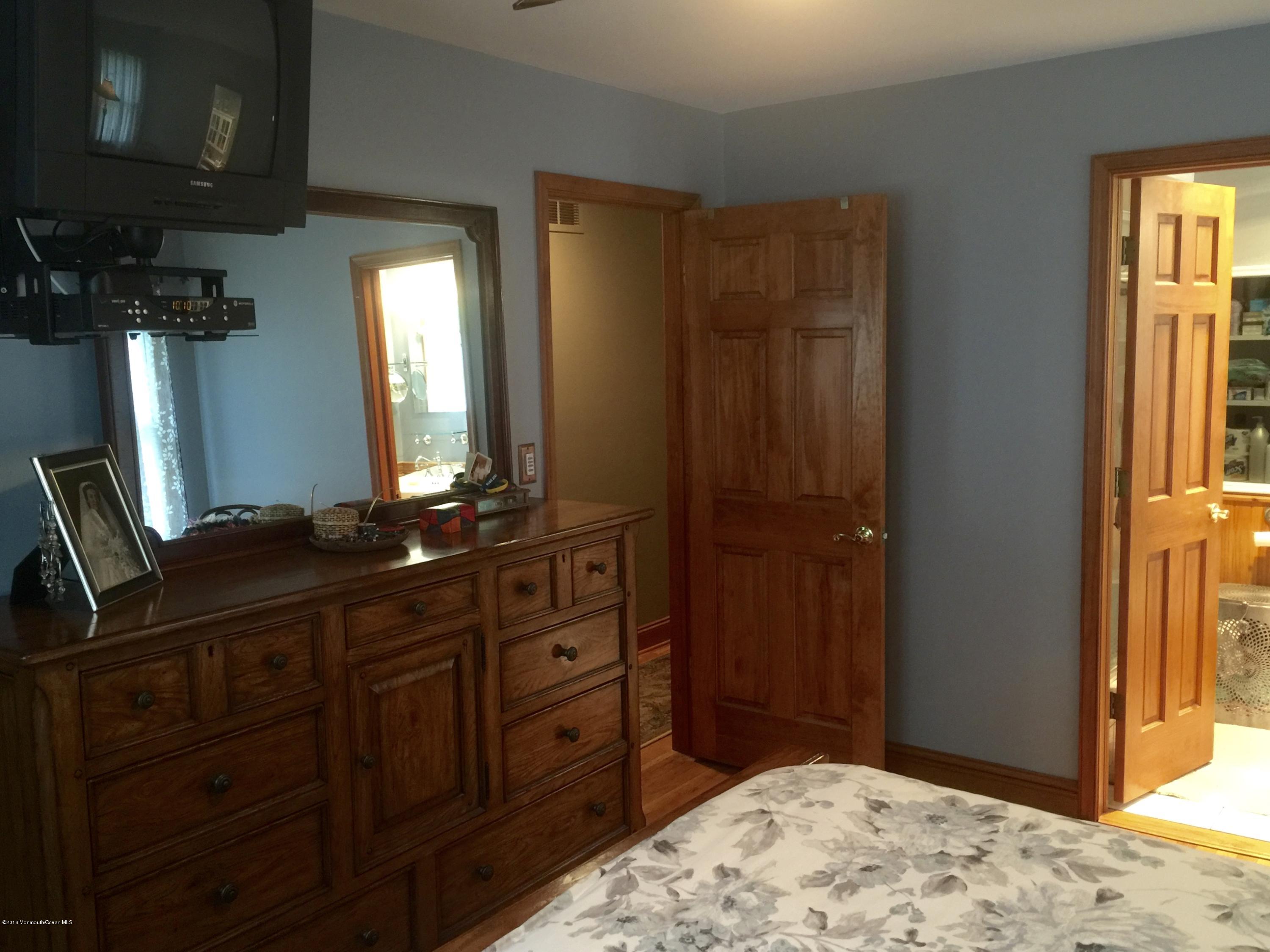 88 Reeds Road Tinton Falls, NJ 07724 - Photo 18 of 24 Master Bedroom