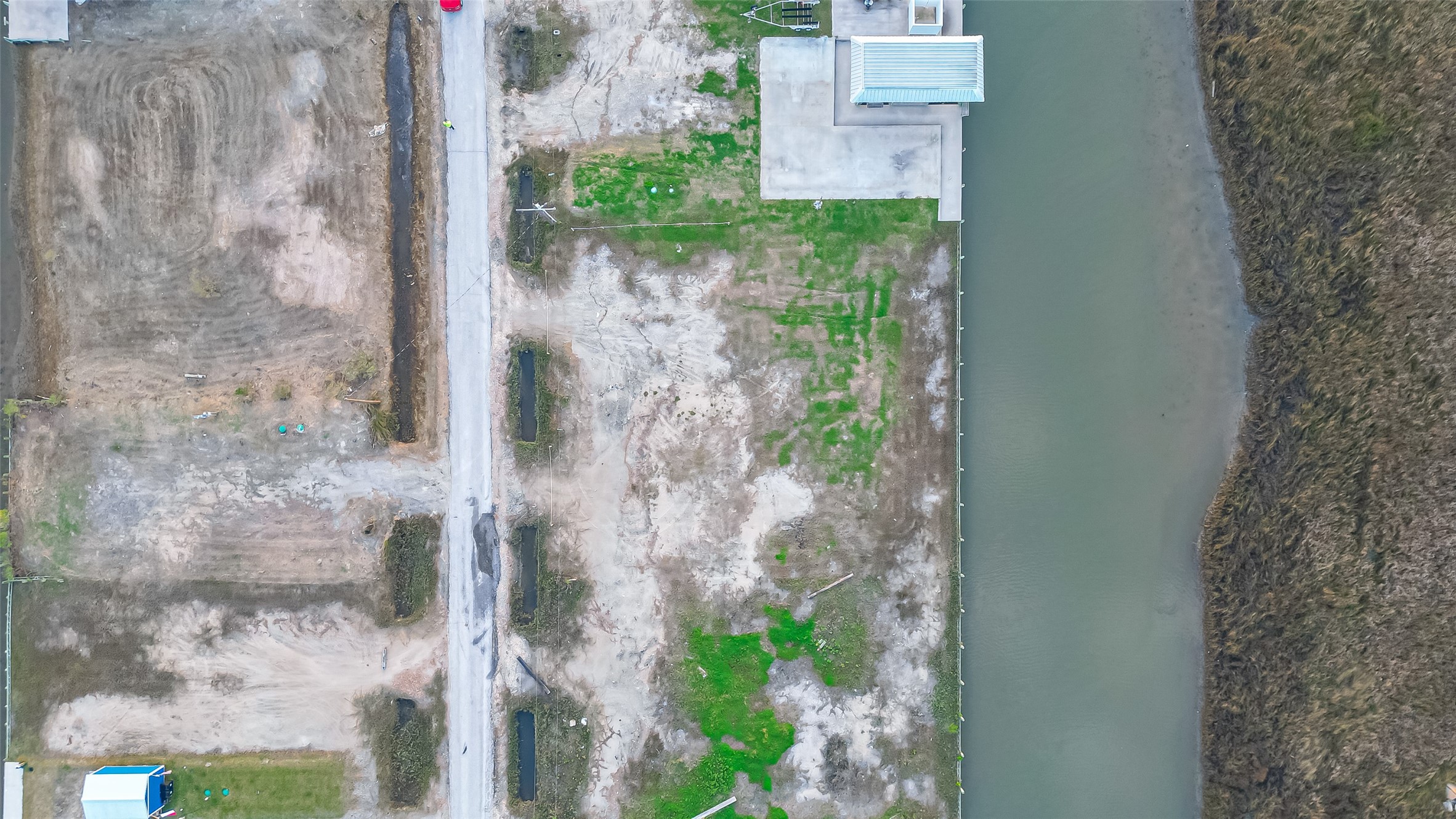 1109 Gator Point Crystal Beach, TX 77650 - Photo 14 of 16