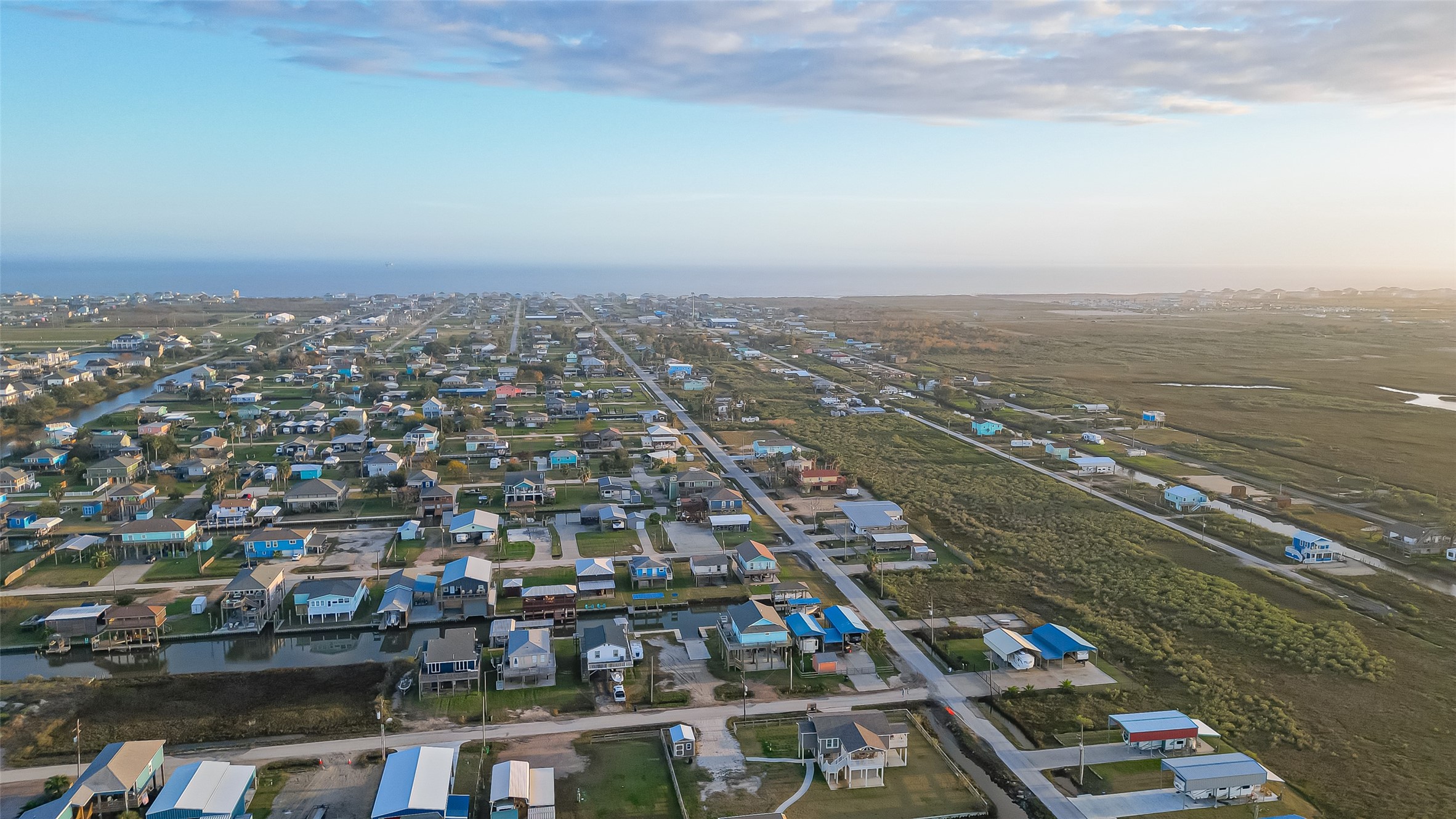 1109 Gator Point Crystal Beach, TX 77650 - Photo 5 of 16